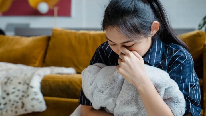 Pożegnanie z ukochanym kotem: Jak radzić sobie z żałobą i podejmować trudne decyzje o eutanazji?